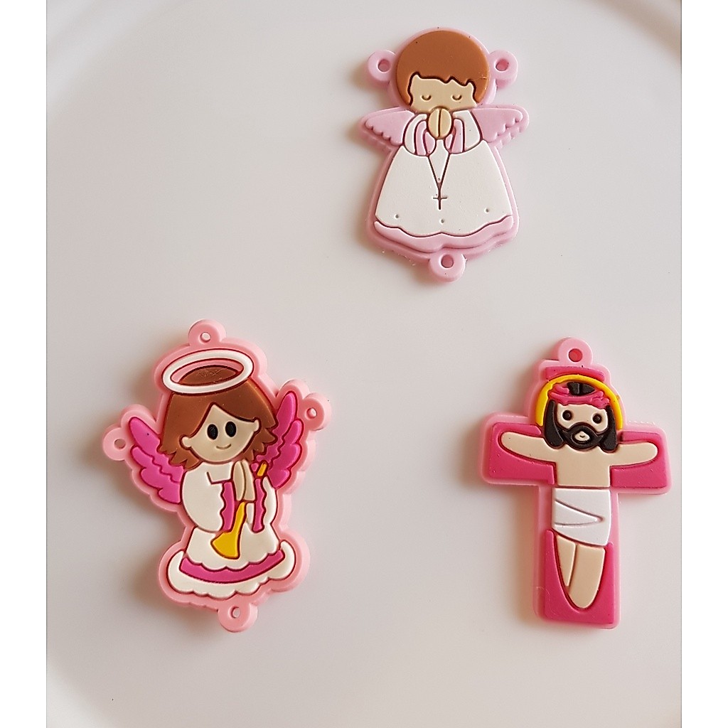 Entremeio emborrachado infantil anjinho ou crucifixo para terço - 1 unidade