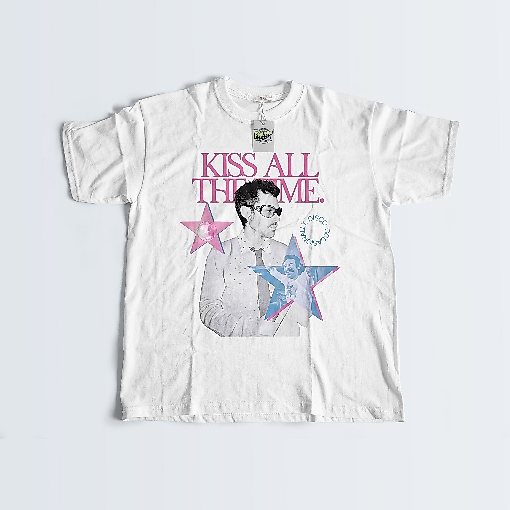 CAMISETA - HARRY STYLES -  KISS ALL THE TIME DISCO OCCASIONALLY - TOGETHER TOGETHER TOUR - 100% ALGODÃO  + BRINDES