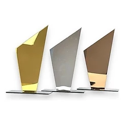 Kit 3 Troféus Dourado, Prata E Bronze 10x18cm C/base Preta