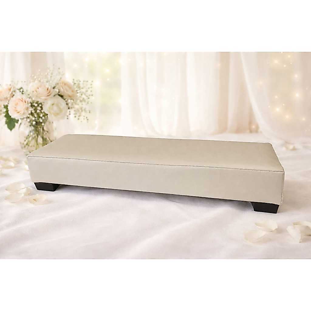 GENUFLEXÓRIO ORATÓRIO AJOELHADOR Madeira Estofado Em Corvin OFF WHITE
