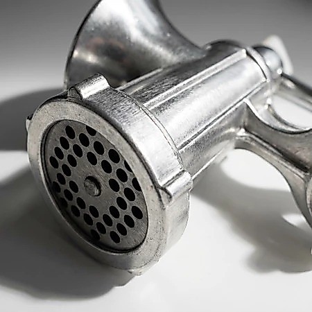 Moedor Manual Multifuncional em Liga de Alumínio – Prático e Resistente