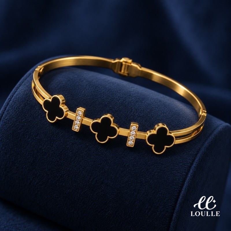 Bracelete À Prova D'água Não Escurece Hipoalergênico Trevo 4 Folhas Preto Cristais Semi Joia Premium Dourado