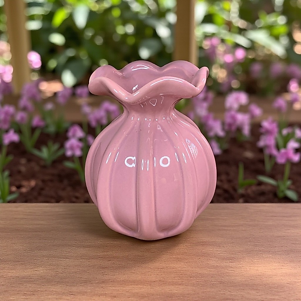 Vaso Cachepot Pequeno Rosa Em Formato de Trouxinha De Cerâmica
