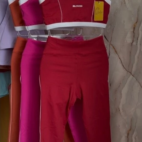Roupa de academia legging e top com bojo Poliamida Max - alta compressão zero transparência - yoga