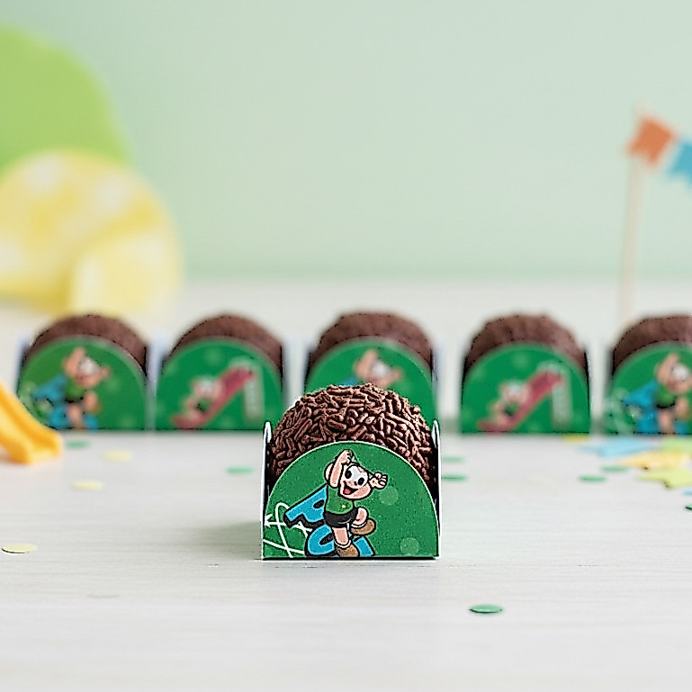 100 Forminhas Brigadeiro Docinho 4 Pétalas Cebolinha Para Festas Aniversários Eventos Doces Confeitaria Beijinho