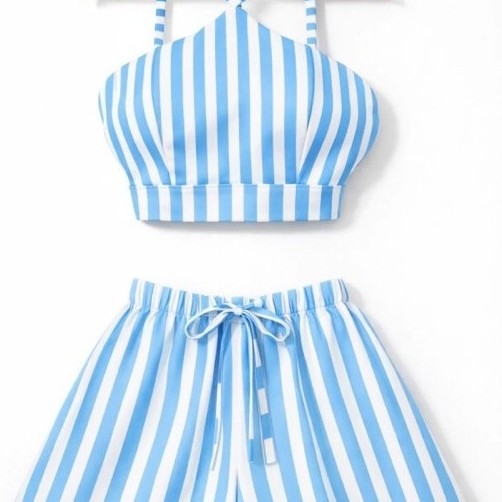 Conjunto Feminino Listrado Azul & Branco – Frescor e Estilo para o Verão!