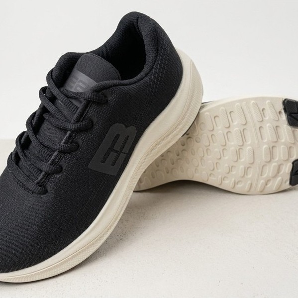 Tênis esportivo feminino confortável casual caminhada,academia, treino black -LANCAMENTO