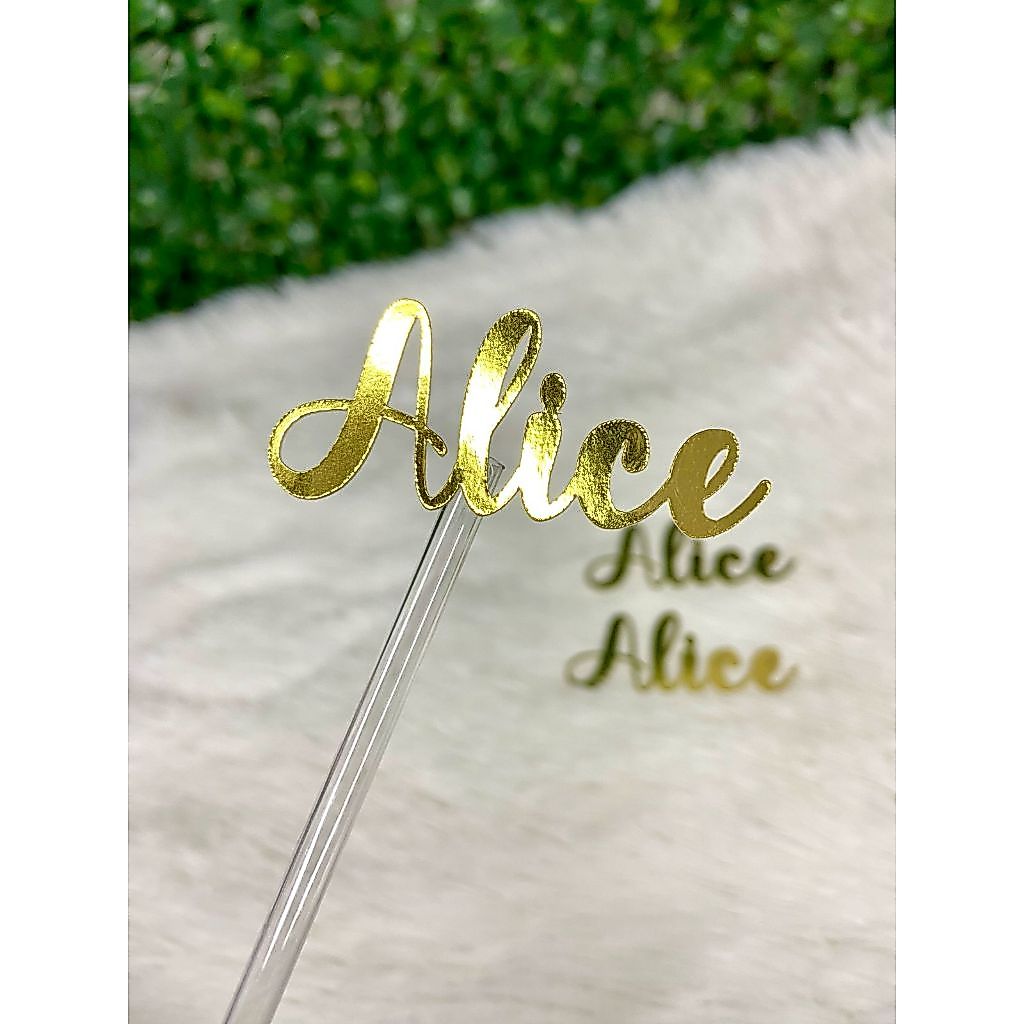 Apliques Personalizado Dourado para lembrancinhas -  Kit Aplique nomes em papel Lamicote 10/20/30 unid