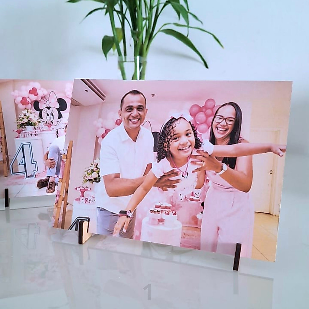 Quadros de Mesa 10x15 - 15x21cm Personalizado - COM SUPORTE PEZINHO - Foto Casal, Pet, Família