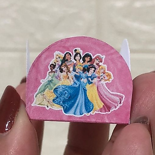 Forminha Personalizada para Brigadeiro e Docinhos PRINCESAS Lembrancinhas Mimos Enfeite