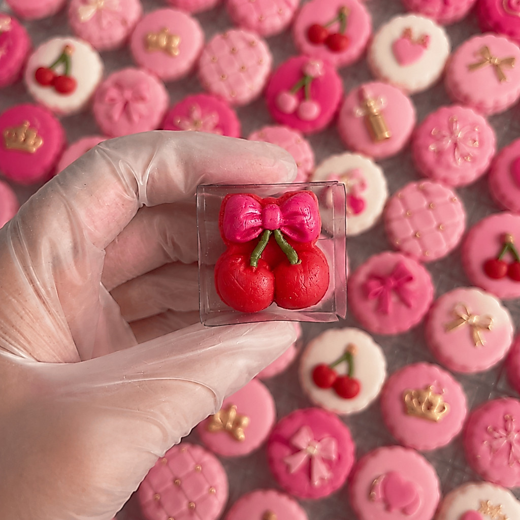 Cereja com Laço - Ejetor Modelador para Brigadeiros
