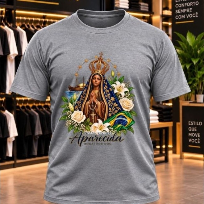 Camiseta Nossa Senhora Aparecida Unissex Estampa Religiosa Exclusiva com Flores e Bandeira do Brasil , Fé e Devoção