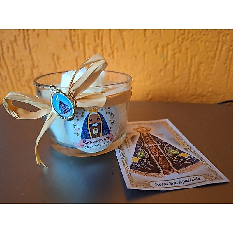 vela católica Nossa Senhora Aparecida rainha religião aromatica com pingente e oração presente lembrancinha