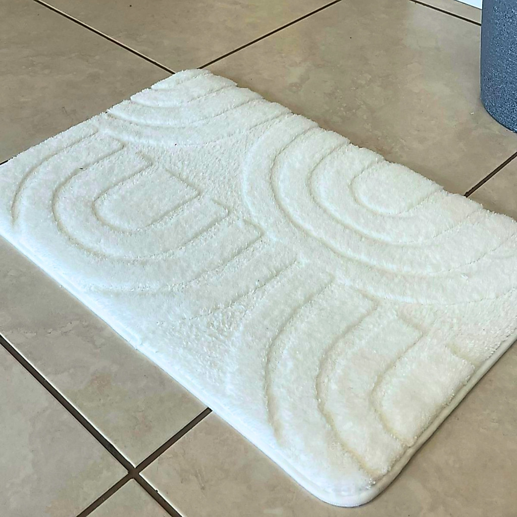 Tapete Capacho Branco Peluciado 40x60 Poliéster Antiderrapante Banheiro Promacal