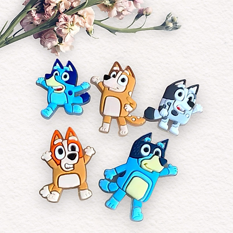 Botons  Bluey e Bingo Emborrachados Kit  Pins Variados 5 Peças
