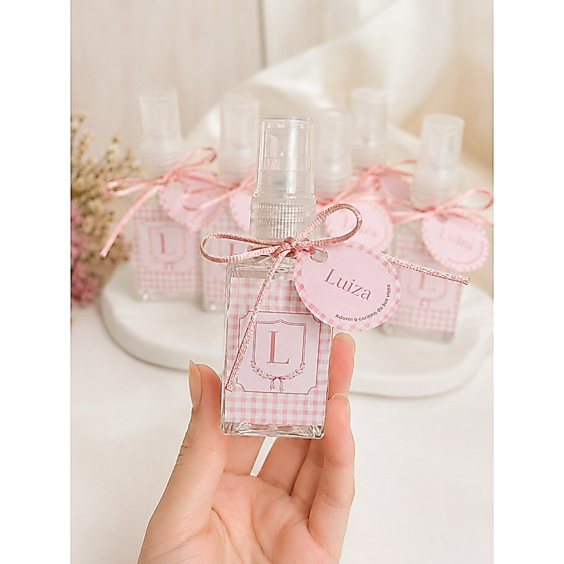 kit 10 mini home spray PERSONALIZADO com TAG e LAÇO | INICIAL XADREZ | LEMBRANCINHA MATERNIDADE | CHÁ DE BEBÊ | BATIZADO