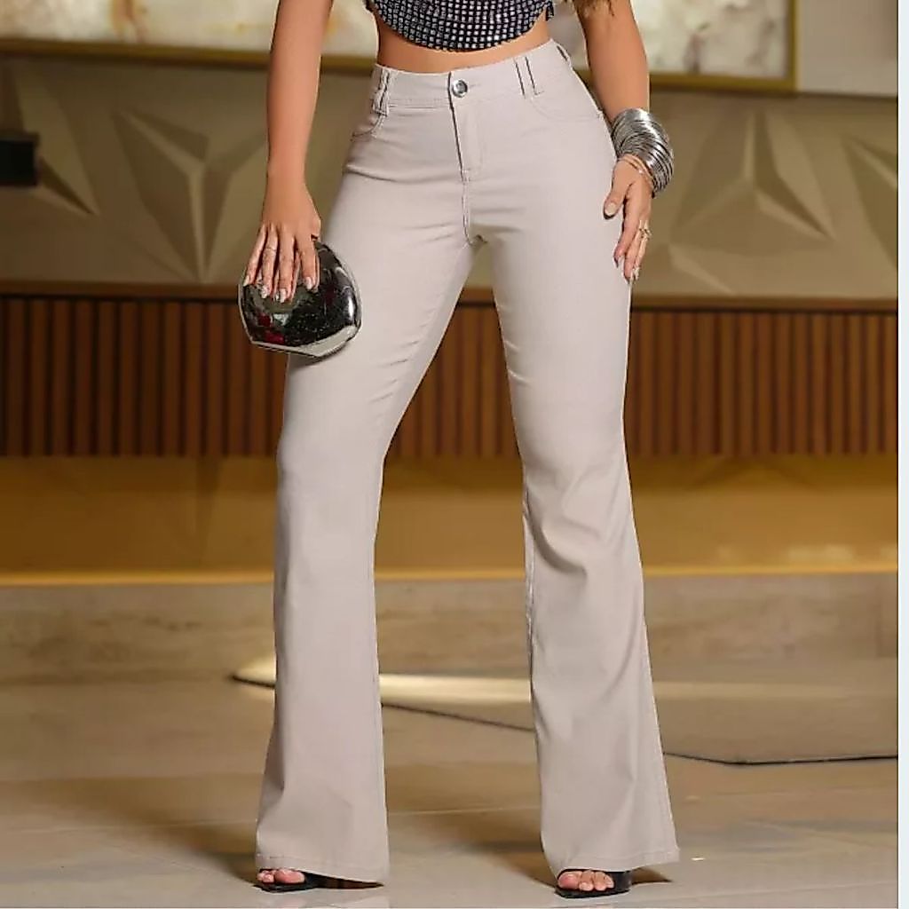 Calça Feminina Flare Color  caqui Pit Bull Jeans Casual e Sofisticada com Caimento Elegante sem bojo.