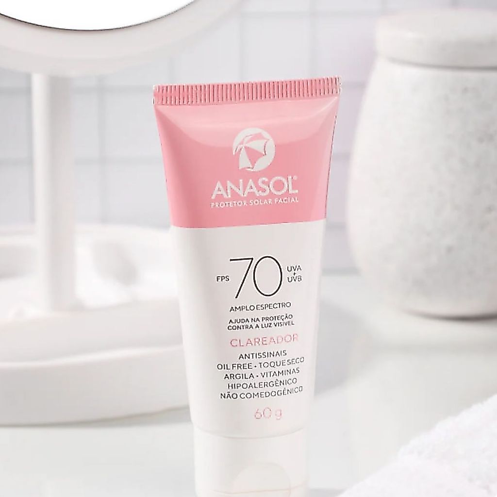 Protetor Solar Facial Anasol FPS 70 Clareador Anti-Manchas Toque Seco 60g · foto 2
