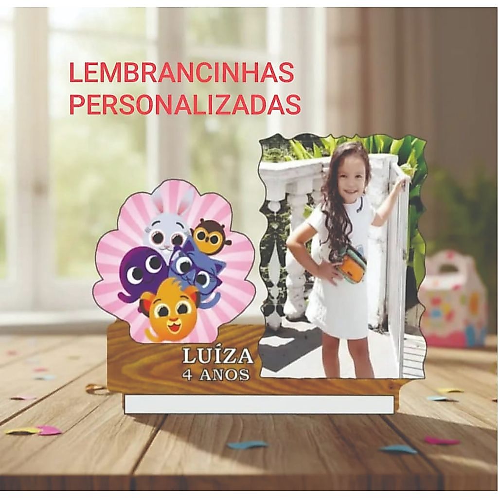 centro de mesas aniversário foto lembrancinha personalizada princesas stitch bolofofos sonic chefinho aranha encantado