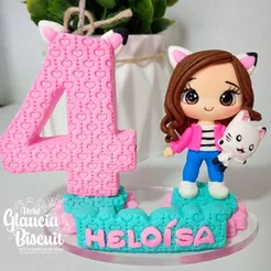 Vela A Casa Mágica da Gabby em Biscuit | VAI COM PAVIO| PERSONALIZÁVEL: COR DE CABELO E OLHOS.