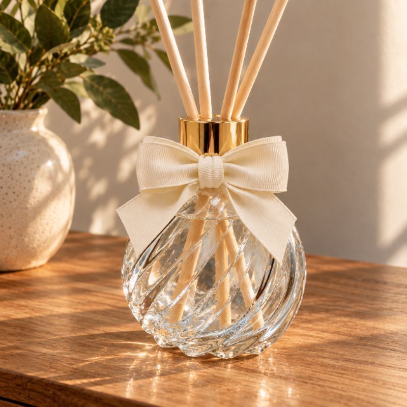 Frasco para Difusor de Aromas Vidro Decorativo Tampa Luxo com Varetas e Pingente