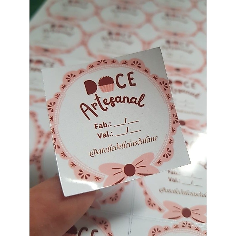 Adesivos Personalizados 6x6 cm todos os temas, para lembrancinhas,doces,maletas,acrílicos,brindes