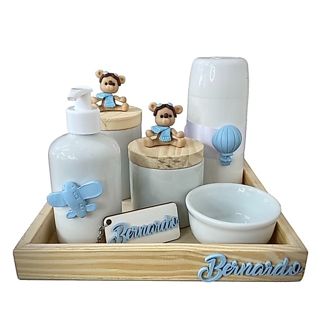 kit higiene do bebê porcelana e pinus urso aviador  com nome