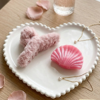 Kit 2 Prendedores de Cabelo Rosa | Prendedor de Cabelo de Pélucia Frufru + Prendedor de Cabelo Concha Mármore Rosa