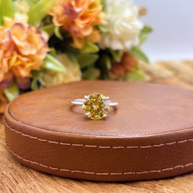 Anel Solitário Moissanite 10mm Infinito Amarelo em Prata 925 — imagem 2 de 2