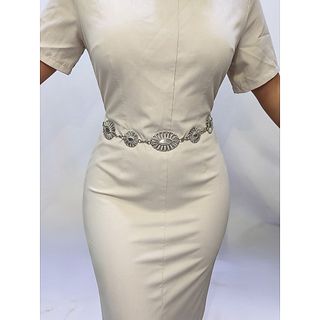 cinto feminino vintage boémio com corrente metálica ajustável apresenta um pendente vazado e é perfeito 