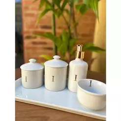 Kit Higiene Personalizado Com Iniciais E Nome Em Ouro 12k