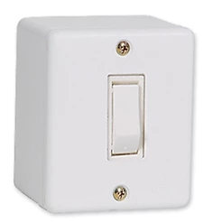 Interruptor Ilumi Sobrepor 1 Tecla Simples Branca 6A 250V