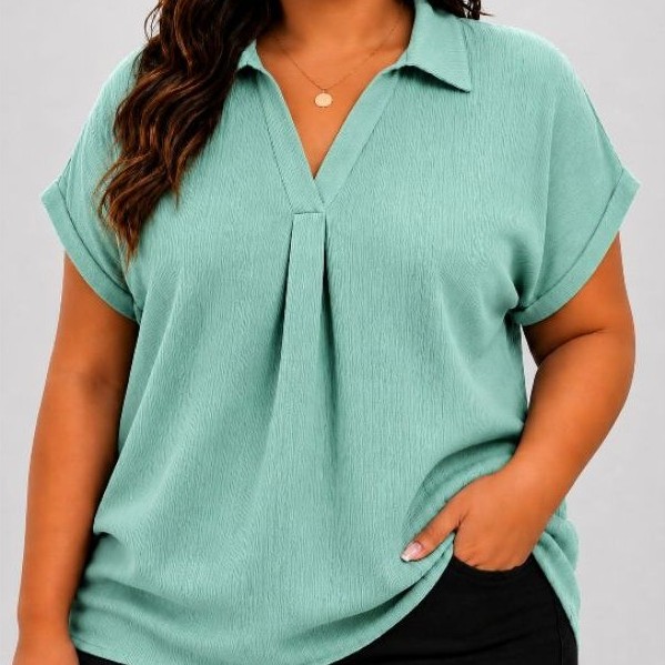 camisa feminina pluszesi en tecido duna jakar com gola linda e versátil  com ótimo caimento