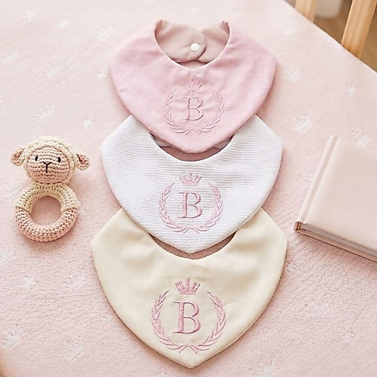 Kit 3 Babadores Bandana Personalizados com Inicial do Nome