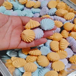 Mini suspiros tradicionais - Pct com 50 unidades