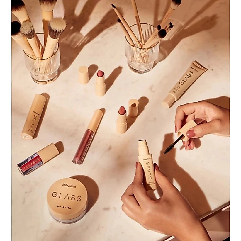 VIRALIZADO Batom Creamy Matte Glass by Ruby Rose Alta Cobertura