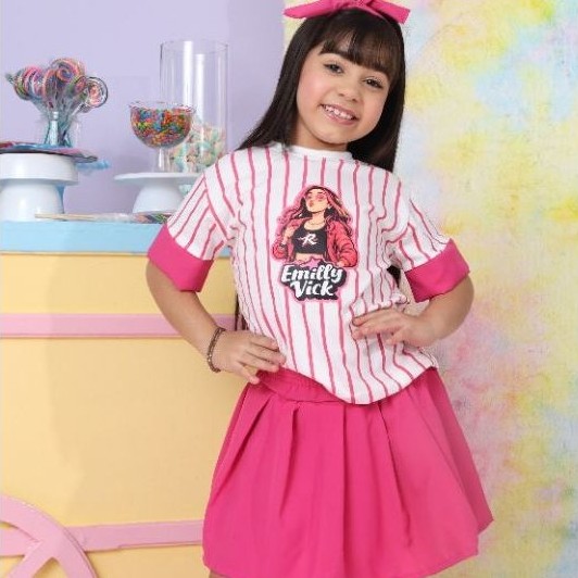 Conjunto Infantil Emily Vick Com Blusa Estampada E Shorts Saia E Faixa De Cabelo Laço