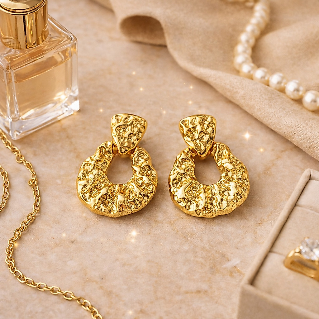 Brincos Feminino Dourado Aço Inoxidável 316L Antialérgico Não Escurece Resistente modelo Martelado Elegante Social