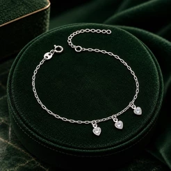 Pulseira Feminina Três Corações Transparentes em Prata 925