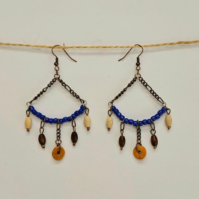 Brinco Artesanal Boho Azul | Leve, Elegante e Feito à Mão