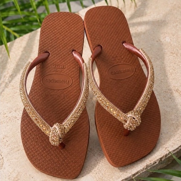 Sandalia Rasteira Strass Nó Lançamento Feminino Tendência Luxo Chinelo Confortável