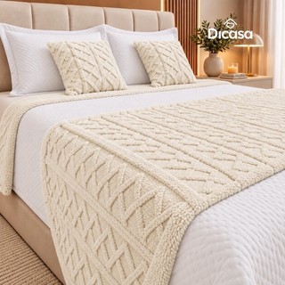 Kit Peseira Decorativa 3 Peças para Cama Casal Queen Peseira e 2 Capas de Almofadas Jogo …