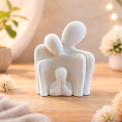 Escultura Casal com Filhos Ideal para Decoração