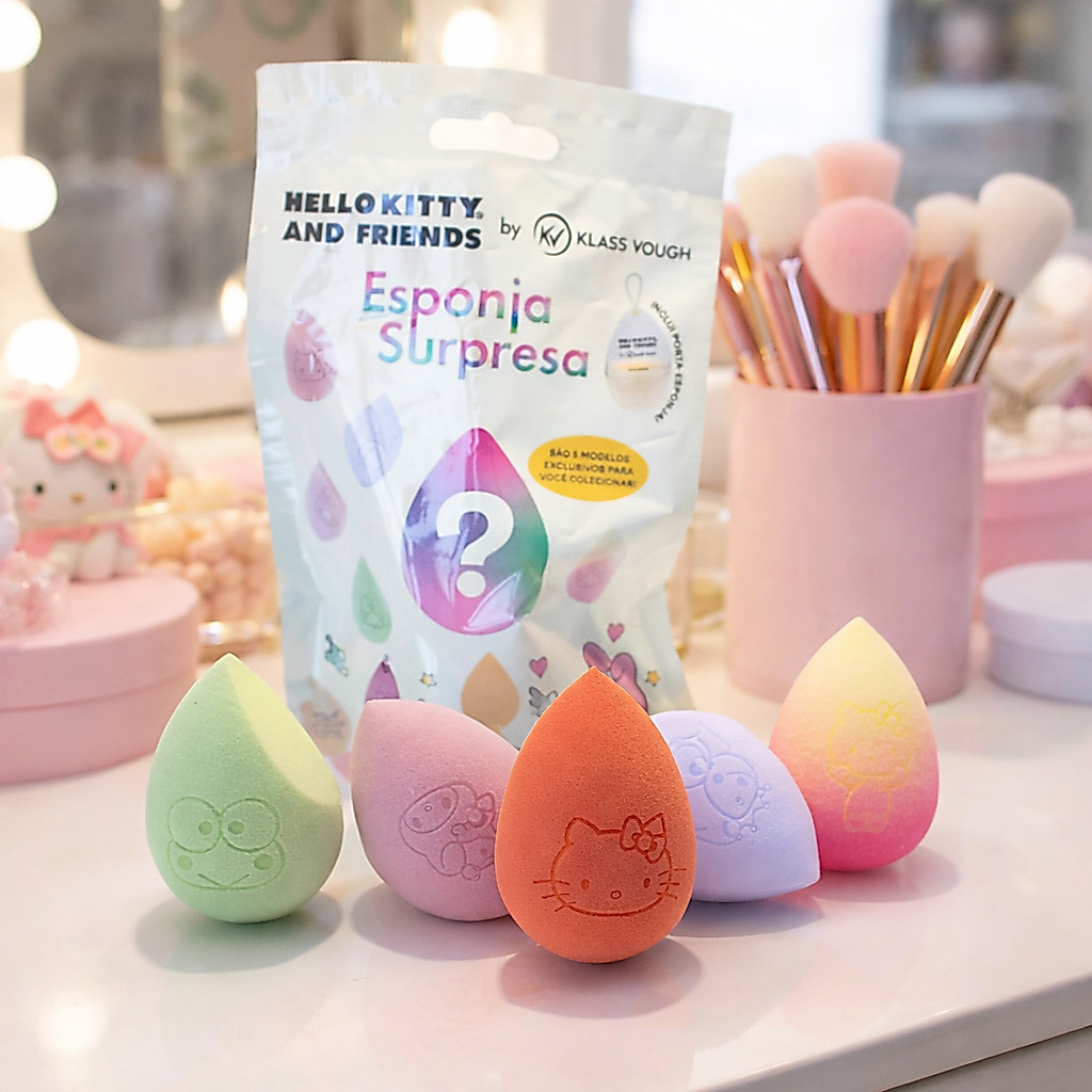 Esponja Surpresa Hello Kitty com Case Suporte para Base e Corretivo Klass Vough