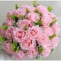 Buquê de rosas com folhagem C/24
