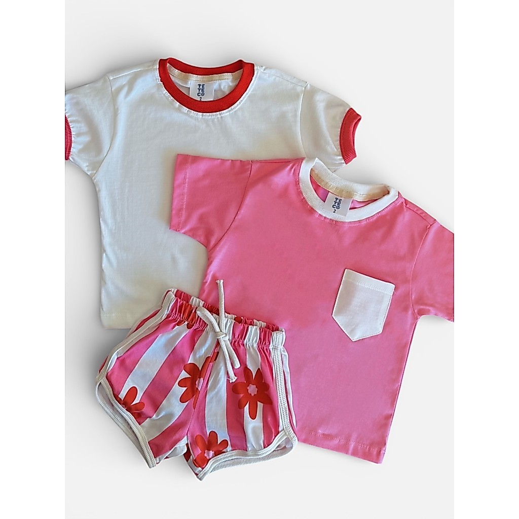 Kit Infantil Floral Chic 2 Camisetas e Short Listrado com Flores Delicadeza, Estilo e Conforto