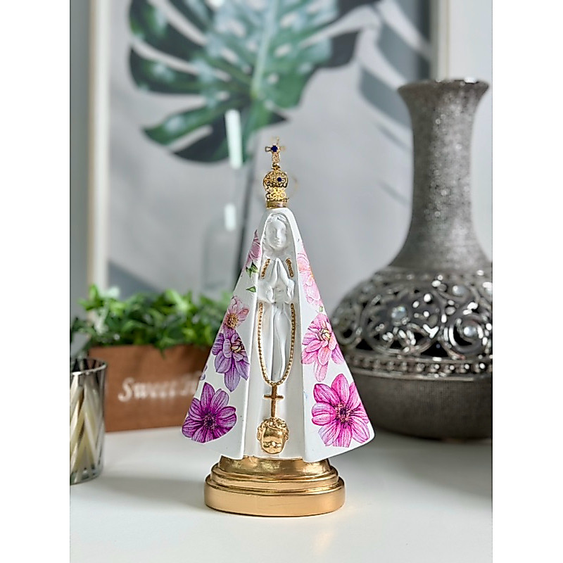 nossa senhora aparecida 20 cm flor lilás coroa folheada detalhes dourado gesso