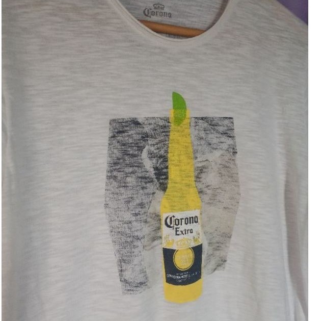 Camiseta Corona • Moda Masculina [ BRECHÓ / PROMOÇÃO ]