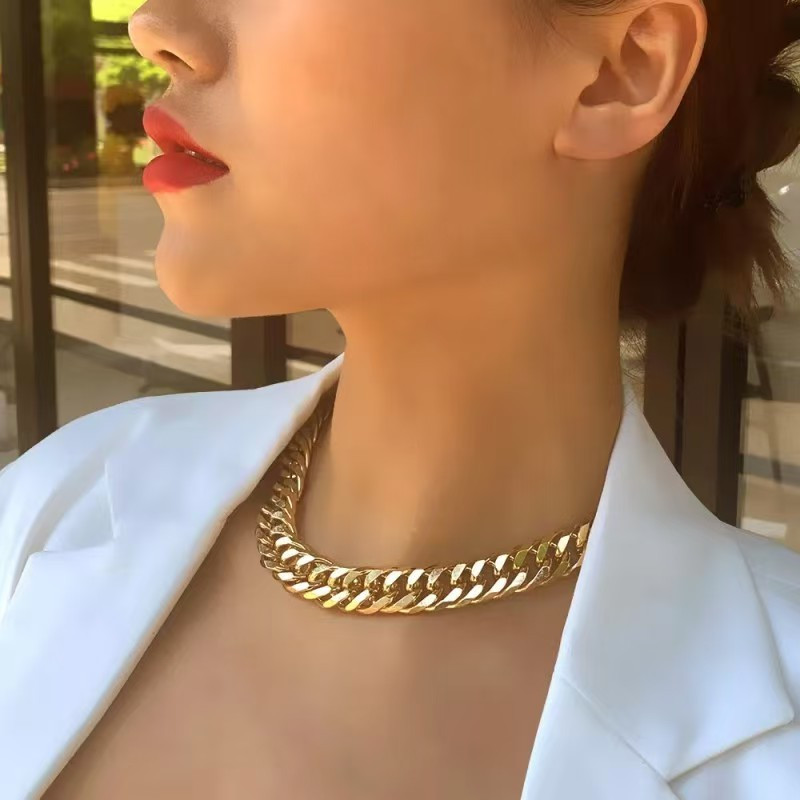 Conjunto feminino de colar e pulseira, elos retangulares, banhado a ouro 18K