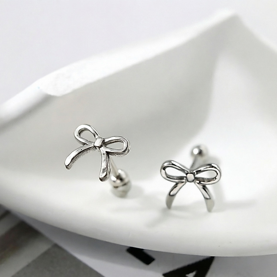 Piercing Minibarbell Prata Laço | Helix, Tragus, Conch, Boca-Medusa e Outros